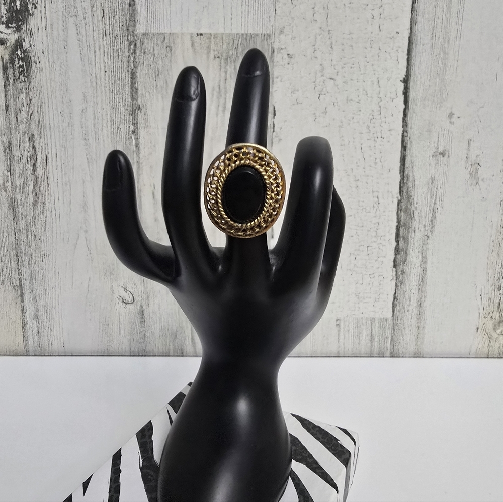 Vintage Elegant Gold Tone and Black Round Statement Ring Size 3 Adjustable